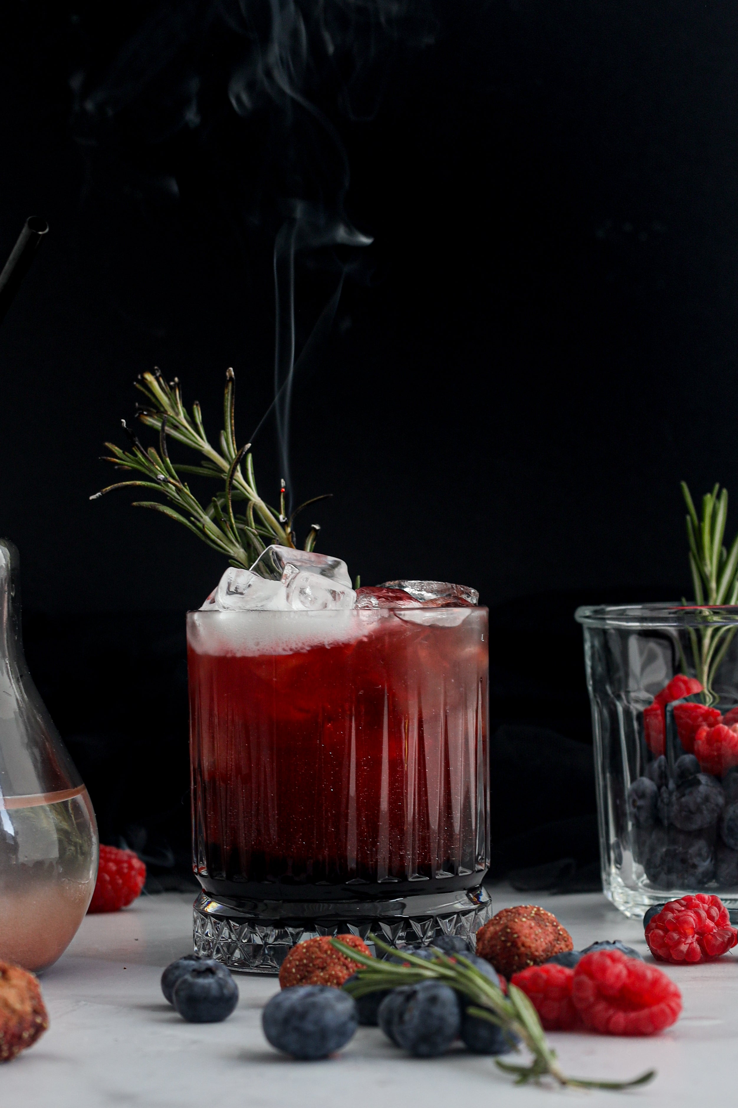 VODKA COCKTAIL RECIPE | BALSAMIC BERRY FIZZ